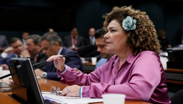 Câmara não pode ser um “puxadinho” do Palácio do Planalto